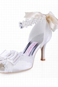 Charme à talons hauts tête de poisson satin de chaussures de mariée