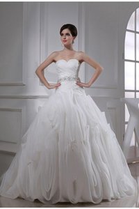 Robe de mariée cordon de mode de bal en organza de col en cœur de traîne moyenne