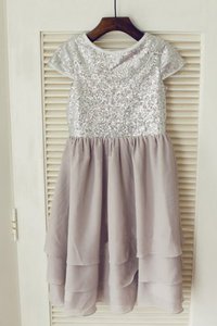 Robe de cortège enfant longue de princesse au niveau de cou ligne a avec chiffon