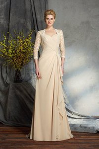 Robe mère de mariée longue naturel en 3/4 manche de traîne courte de col en cœur