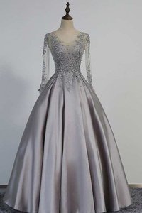 Robe de bal delicat vintage avec décoration dentelle de mode de bal avec perle