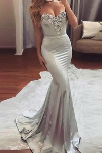 Robe de bal impressioé derniere tendance avec perle manche nulle de traîne courte