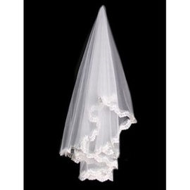 Charme ourlet de dentelle courte belle voile de mariage