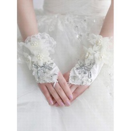 Satin perles ivoire gants de mariée de luxe frappant