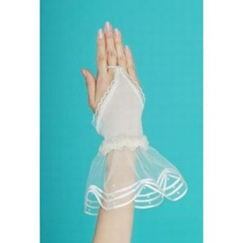 Tulle vintage blanc simple | gants timeless mariée gracieux