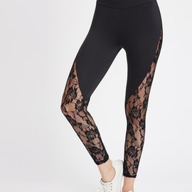 Leggings incrusté accrocheur en dentelle