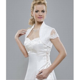 Fabuleux blanc taffetas dentelle luxueuse ourlet bolero