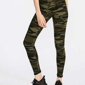 Legging attrayant avec imprimé camouflage