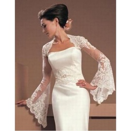 Angélique dentelle blanche dentelle de luxe ourlet bolero