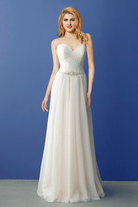 Robe de mariée en tulle avec gradins de traîne moyenne fermeutre eclair de bustier