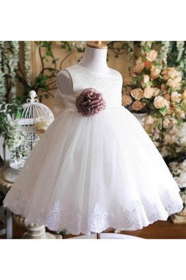 Robe de cortège enfant plissage textile en tulle appliques col u profond avec fleurs