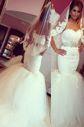 Robe de mariée naturel en tulle de sirène avec sans manches de traîne moyenne