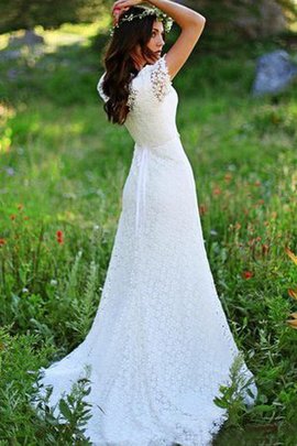 Robe de mariée plissage facile avec décoration dentelle en plage avec perle