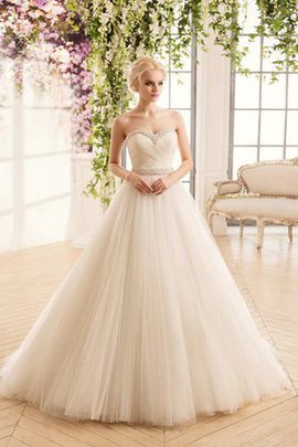 Robe de mariée longue manche nulle en tulle avec lacets col en forme de cœur