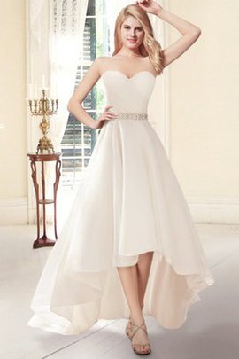 Robe de mariée distinguee romantique avec perle avec sans manches de col en cœur