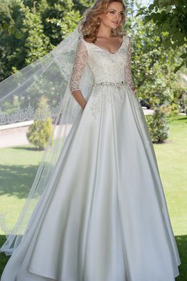 Robe de mariée romantique classique avec manche 1/2 cordon manche nulle