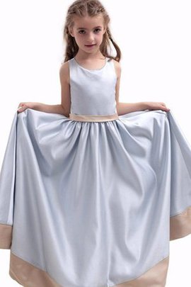 Robe de cortège enfant plissage longue encolure ronde manche nulle