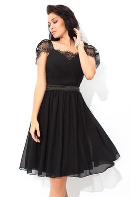 Robe de cocktail bref plissage avec sans manches avec fronce ligne a