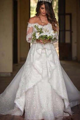 Robe de mariée mode romantique plissage luxueux de traîne mi-longue