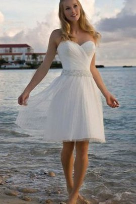 Robe de mariée romantique chic naturel ruché col en forme de cœur