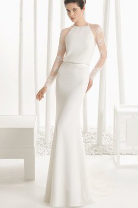 Robe de mariée simple elégant au bord de la mer col ras du cou avec manche longue