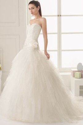 Robe de mariée longue classique manche nulle longueur au ras du sol cordon