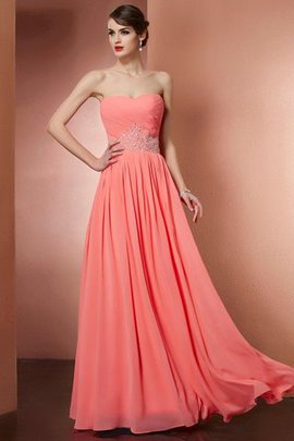 Robe de bal longue de princesse de tour de ceinture en haute de bustier avec perle