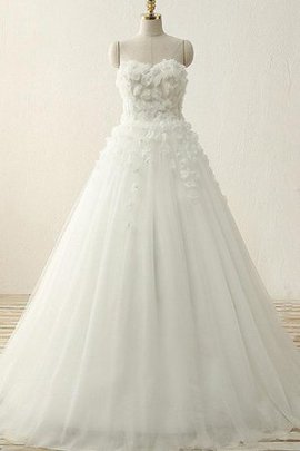 Robe de mariée longueur au ras du sol avec fleurs ligne a avec perle en dentelle