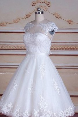 Robe de mariée bref avec ruban col u profond arrivée au mollet ceinture