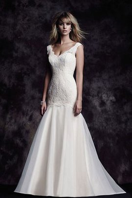 Robe de mariée plissage luxueux attirent salle interne en dentelle