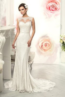 Robe de mariée distinguee plissage romantique de col bateau de fourreau