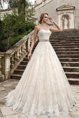 Robe de mariée longue naturel en dentelle de col en cœur avec perle