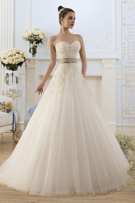 Robe de mariée naturel textile en tulle avec lacets manche nulle col en forme de cœur