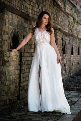 Robe de mariée festonné manche nulle avec chiffon v encolure en plage