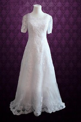 Robe de mariée facile avec sans manches encolure en carré boutonné de traîne courte