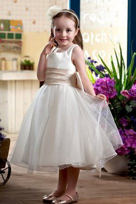 Robe de cortège enfant avec fleurs avec nœud à boucles manche nulle arrivée au mollet