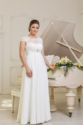 Robe de mariée ligne a col ras du cou avec manche courte avec lacets avec chiffon