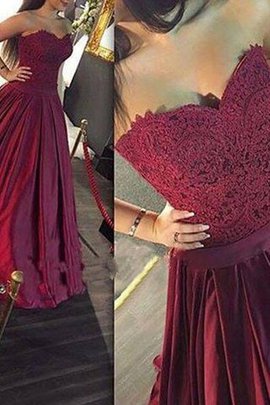 Robe de soirée naturel en satin de princesse jusqu'au sol avec décoration dentelle