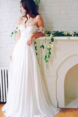 Robe de mariée romantique moderne avec chiffon ligne a d'epaule ajourée