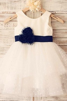 Robe de cortège enfant naturel fermeutre eclair de princesse en organza col u profond