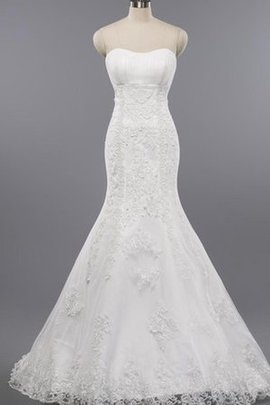 Robe de mariée jusqu'au sol de col en cœur en tulle en dentelle avec sans manches