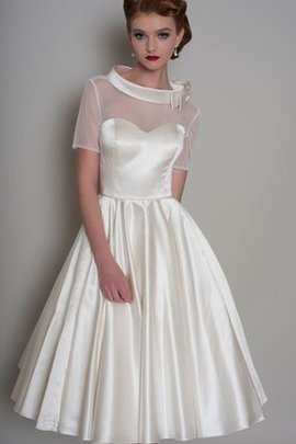 Robe de mariée distinguee romantique en satin jusqu'au mollet en tulle