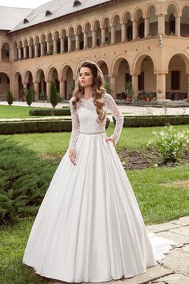 Robe de mariée romantique avec manche longue en satin avec cristal ligne a