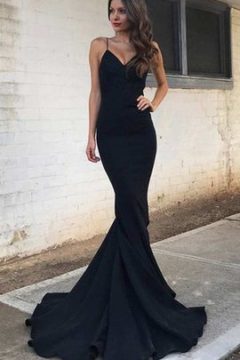 Robe de bal facile plissé longue en satin bretelles spaghetti