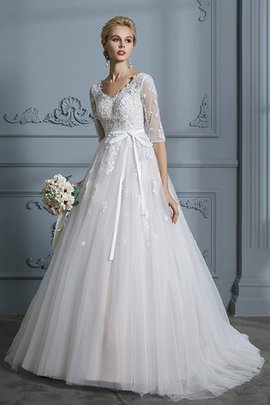 Robe de mariée en tulle v encolure avec décoration dentelle en 1/2 manche divin