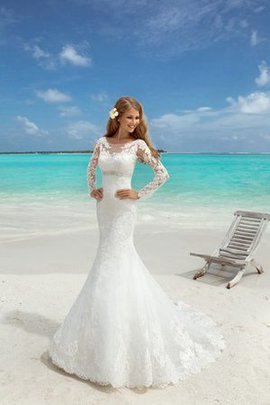 Robe de mariée longue jusqu'au sol en dentelle avec manche longue avec perle