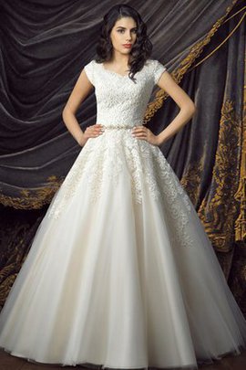 Robe de mariée sage distinguee ceinture avec manche courte en dentelle