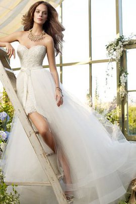 Robe de mariée manche nulle textile en tulle fermeutre eclair ligne a avec ruban