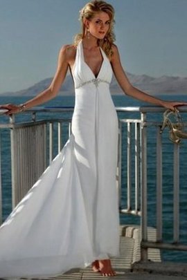 Robe de mariée v encolure avec perle a plage de traîne moyenne en tulle