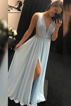 Robe de soirée avec ruban v encolure voyant ceinture en chiffon